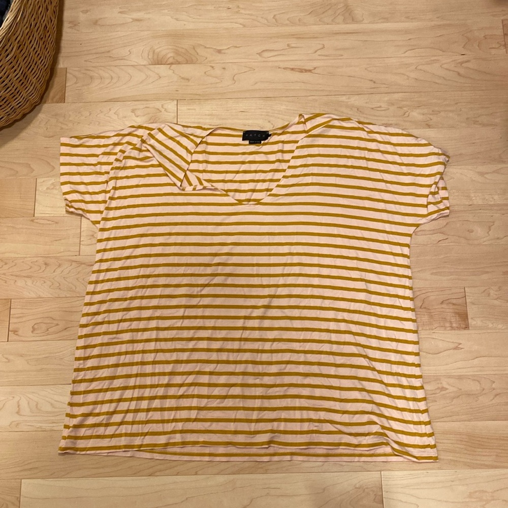 Hatch maternity top. Size 1.